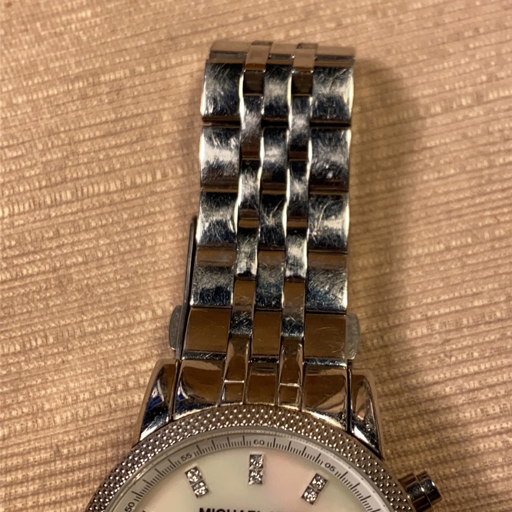 Michael Kors Ritz silver tone quartz watch MK5020 - Picture 10 of 16